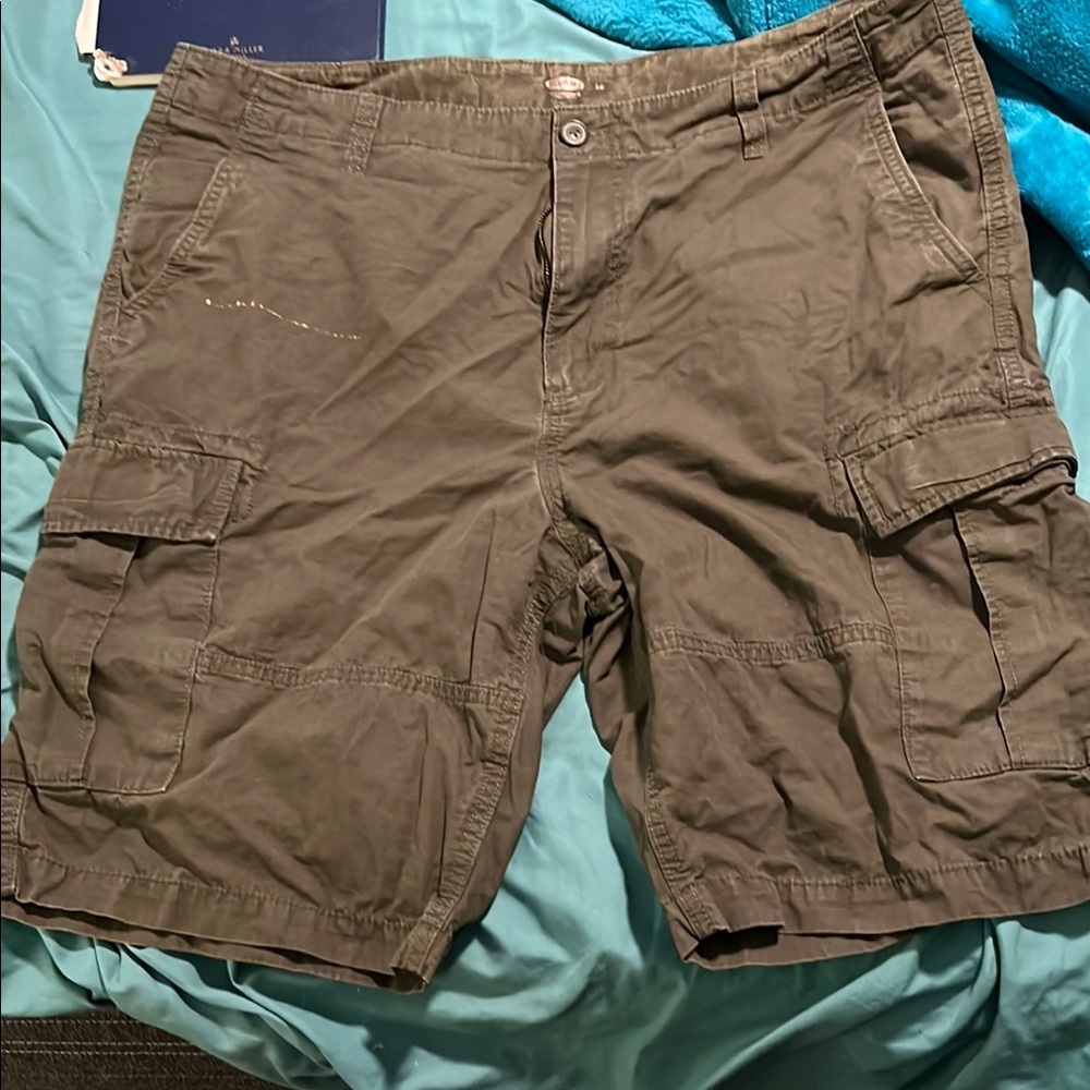 Old Navy Men's Cargo Shorts - Olive Green